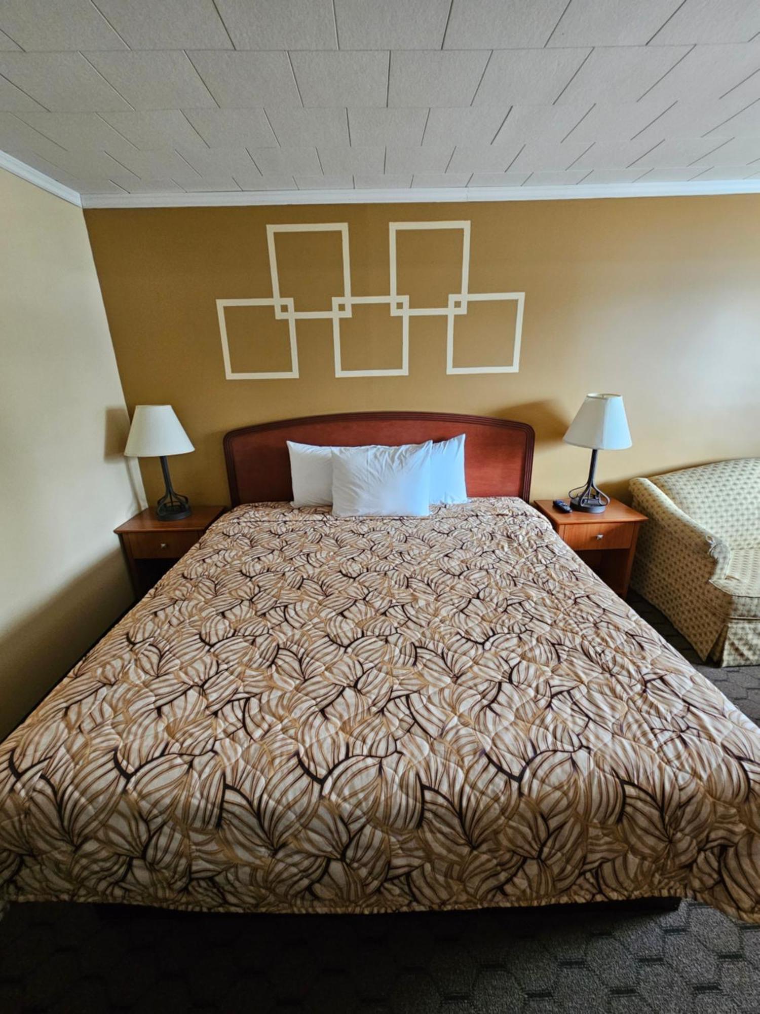 Forest Plaza Motel Mount Forest Buitenkant foto