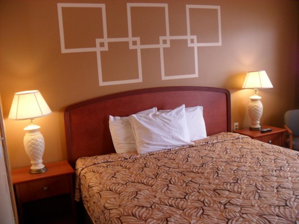 Forest Plaza Motel Mount Forest Buitenkant foto
